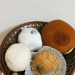 まるに抱き柏 - 