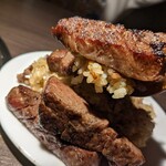 老舗精肉店直送 岡崎焼肉 飛騨牛の奴隷 岡崎店 - 