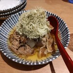 nikudoufutoremonsawa-taishuushokudouyasubee - 肉豆富（白）。