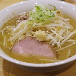 三ん寅 - 味噌らーめん、もやし