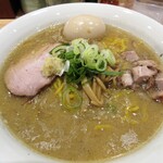 三ん寅 - 味噌ラーメン(煮卵)