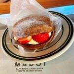 MADOI - カスタードといちごの大判焼き