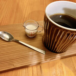 Isakaba Jirasore - コーヒー