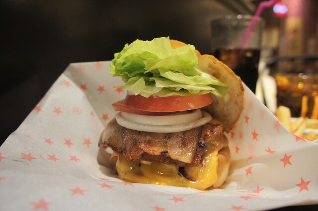 7月オープンの新店！武蔵小杉サーカス バイ バーガーズベースの