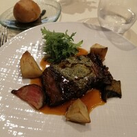 HATSUNEYA GARDEN - ★メイン…牛ハラミのステーキにポテトの付け合せ♡お肉はやわらかでソースが味わいぶかい♪