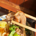 丸亀製麺 - 鴨肉は合鴨もも肉を使用。ちょっと食感が硬め…。