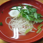 八ツ手屋 - 天重に付いたお吸い物