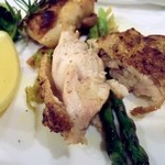 ラ・カント - 香草の香りが食欲をそそります。ローズマリーは家庭菜園です。