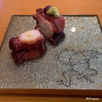 小判寿司 - 蛸 桜煮