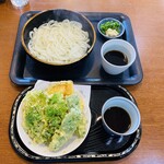 Tanaka No Menya - 釜揚げうどんと野菜天ぷら