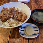 Isaribi - ソースカツ丼　900円