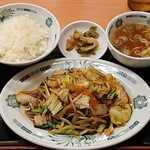 日高屋 - 日高屋 西葛西北口店 野菜炒め定食 半ライス 税込540円