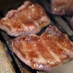 Kanzen Koshitsu Yakiniku Itadaki - 