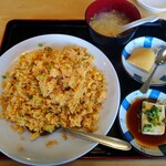 中国家庭料理 大福元 - 四川風辛味チャーハン