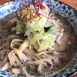 ラーメン イッケン - ゴマかおる煮干しベースの醤油？スープが旨い！