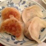 左(にんにく)。右(チーズ)。