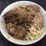 夢を語れ - 「汁なし」（300グラム、900圓）、「豚マシ」（＋300圓）。野菜拔き、辛め、ニンニク。