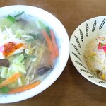 辰美食堂 - タンメン+半チャン