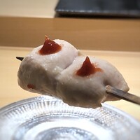 焼鳥 まこ - ＊中はレア感が残る仕上がりで、美味しい。