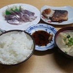 みなもと食堂 - お刺身定食（サパは追加）