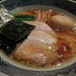 藤堂 - 燻丸（醤油）　ズームアップ