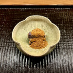 鎌倉 北じま - こぼうと黒にんじんの胡麻和え