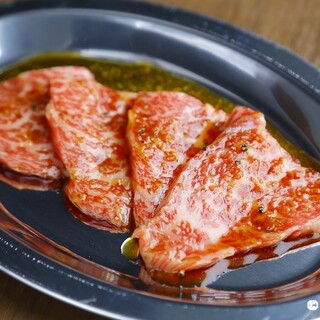 ホルモン春吉 - 料理写真: