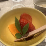 鳥さき - あまおうとみかん