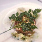 ASAHINA Gastronome - 下に敷かれたキャベツやベーコンがカスベを引き立てていました。