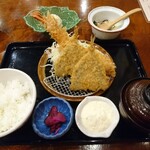 エビフライと定食 うおのぶ食堂 - 