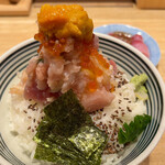 日本橋海鮮丼 つじ半 - 