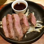 Itarian Sakaba Nikudokoro Momoi - ウチヒラのステーキ