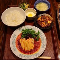 中華旬彩 森本 - 森本名物！四川式よだれ鶏セット(1,200円)
                    ミニ麻婆豆腐(350円)