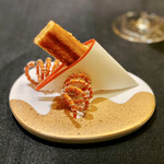 ガストロノミー ジョエル・ロブション - 手長海老と雲丹のホットサンド ベシャメルソース