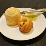 ガストロノミー ジョエル・ロブション - クロワッサンと鴨肉のブリオッシュ