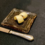 ガストロノミー ジョエル・ロブション - 何気ないバターがとても美味しい