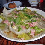 よし半 - ベーコンレタス炒め