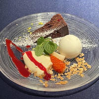 サンタ・マリア・ノヴェッラ・ティサネリーア 京都店 - ドルチェ盛り合わせ
