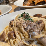 RIGOLETTO SMOKE GRILL & BAR - 木の子と合鴨クリームソース