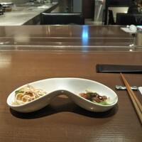 MASA'S KITCHEN 名古屋JRゲートタワー - 干豆腐の中華サラダとホタルイカ(ランチ前菜)