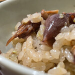 日本料理 太月 - 蛍烏賊と蕗の薹の土鍋飯