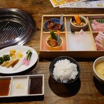 Nikuichiba Dragon Meat - 焼肉ランチ　玉手箱 "粋"　1,848円