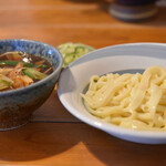 由す美 - 肉汁うどん