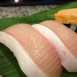 Harukoma Sushi - かんぱち握り♪