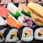 街のみなと  寿司とお弁当の店 - 令和4年2月
お寿司盛合せ 540円