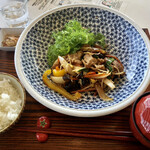 TREX CHIGASAKI OCEAN CAFE - 国産豚と7種の野菜炒め定食