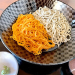 そば処 松 - 変わり蕎麦と二八の合盛り   900円