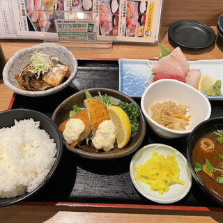 天下の台所大起水産 さしみと寿司の店_0