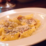 ICARO miyamoto - Jan, 2013　ビーツのラビオリ　リコッタチーズの燻製　けしの実の香り 2,000円