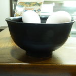 盛岡じゃじゃ麺きたいち - 置いてある卵